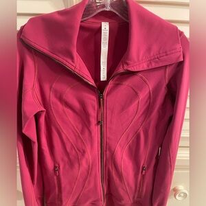 lululemon athletica Fitted Zip Jacket in Raspberry Pink